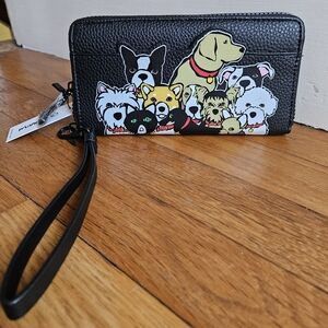 Marc Tetro Dog Group Large Black Zip Around Wallet Wristlet